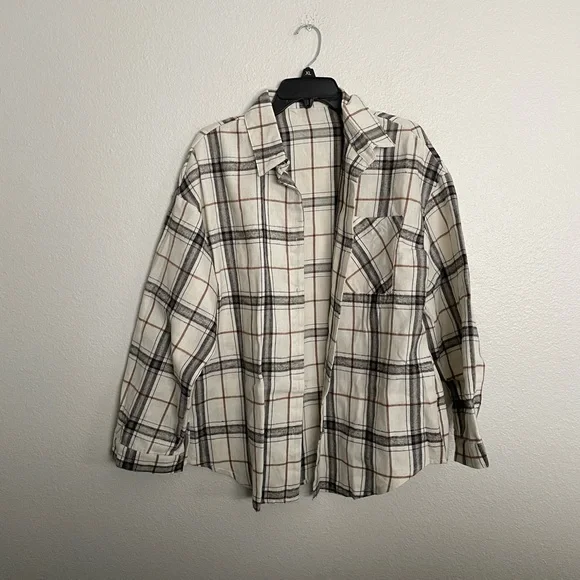 White black and brown flannnel - Picture 2 of 5